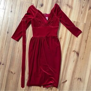 Vixen red velvet starlet dress in EUC size medium